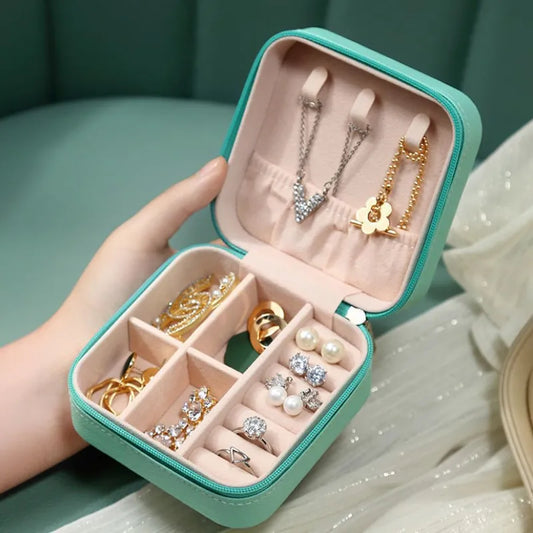 Jewellery Storage Box Leather Jewelry Stand Earrings Ring Box Cosmetics Beauty Container Organizer (Random Color)Made In China